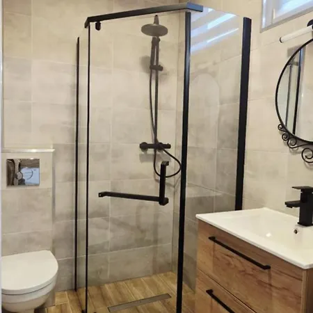 - Bursztynowy Zakatek - 300m Od Morza Apartman *