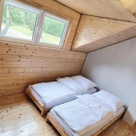 - Bursztynowy Zakatek - 300m Od Morza Apartman